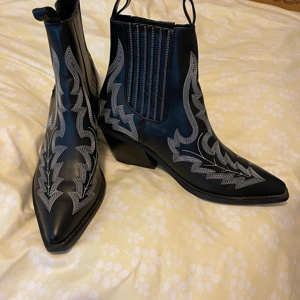 Women’s Country Booties